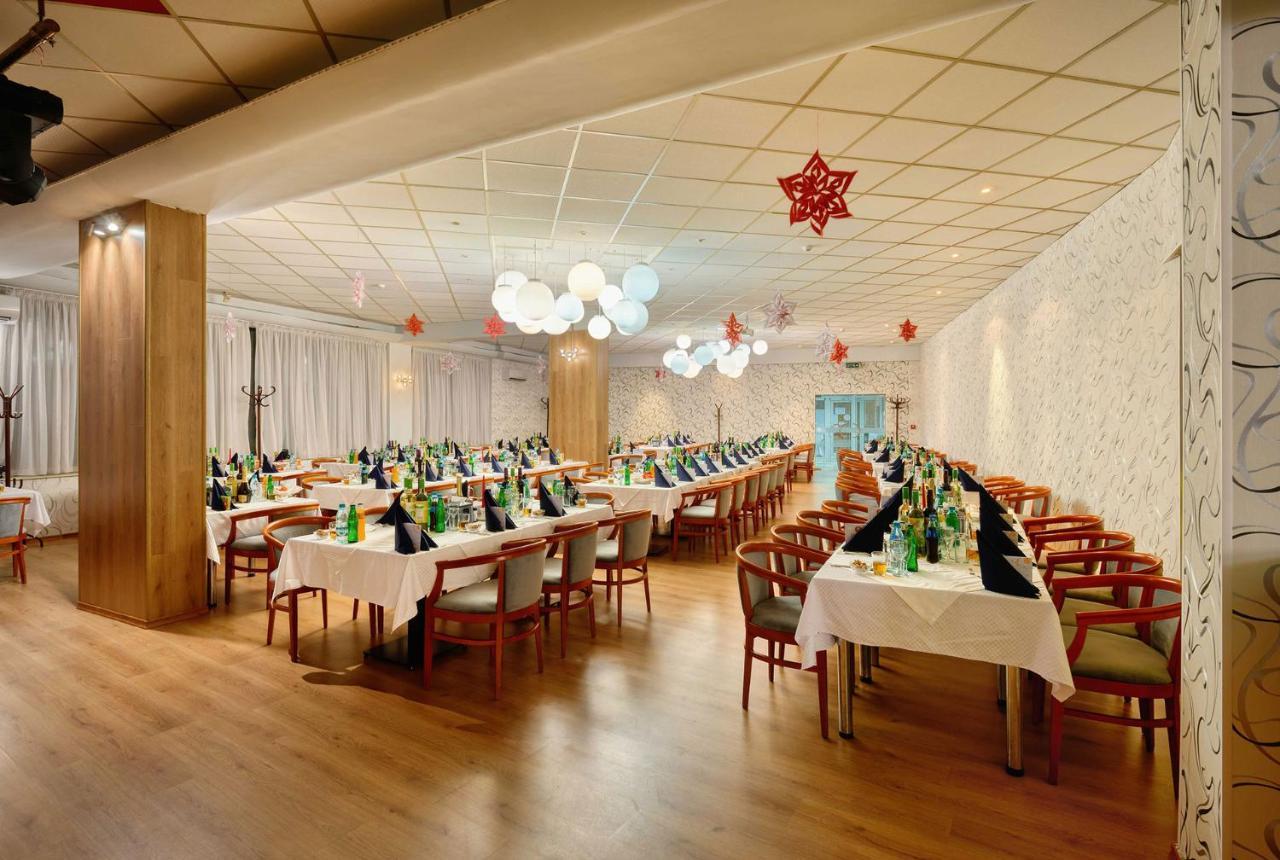 היסריה Augusta Spa Hotel מראה חיצוני תמונה