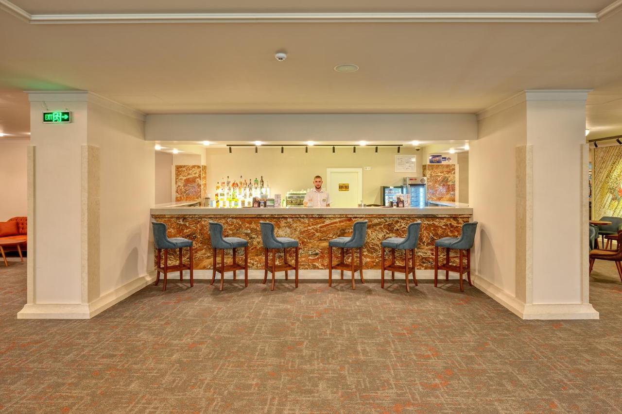 היסריה Augusta Spa Hotel מראה חיצוני תמונה
