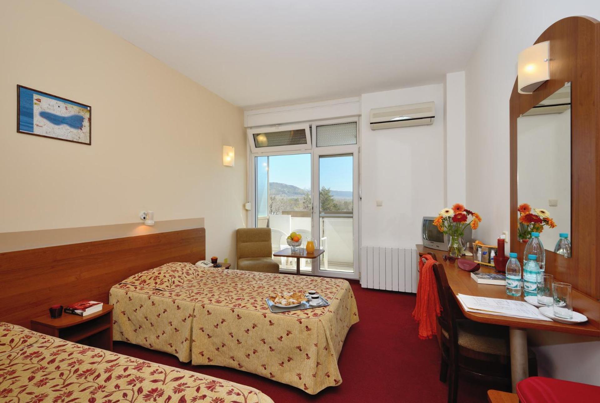 היסריה Augusta Spa Hotel מראה חיצוני תמונה