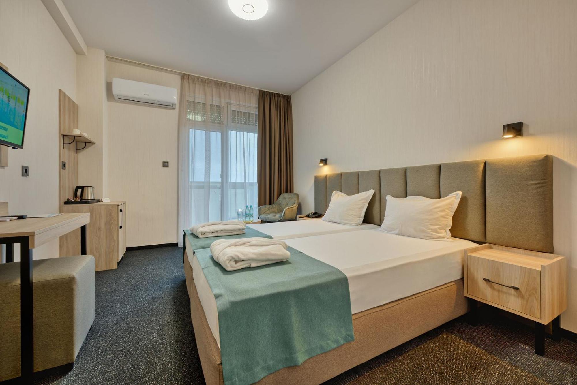 היסריה Augusta Spa Hotel מראה חיצוני תמונה