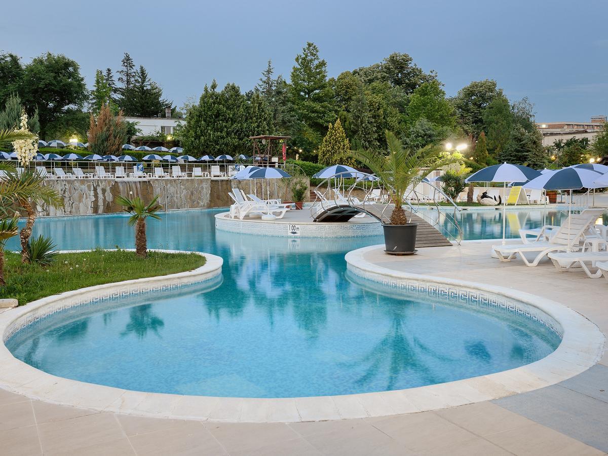 היסריה Augusta Spa Hotel מראה חיצוני תמונה
